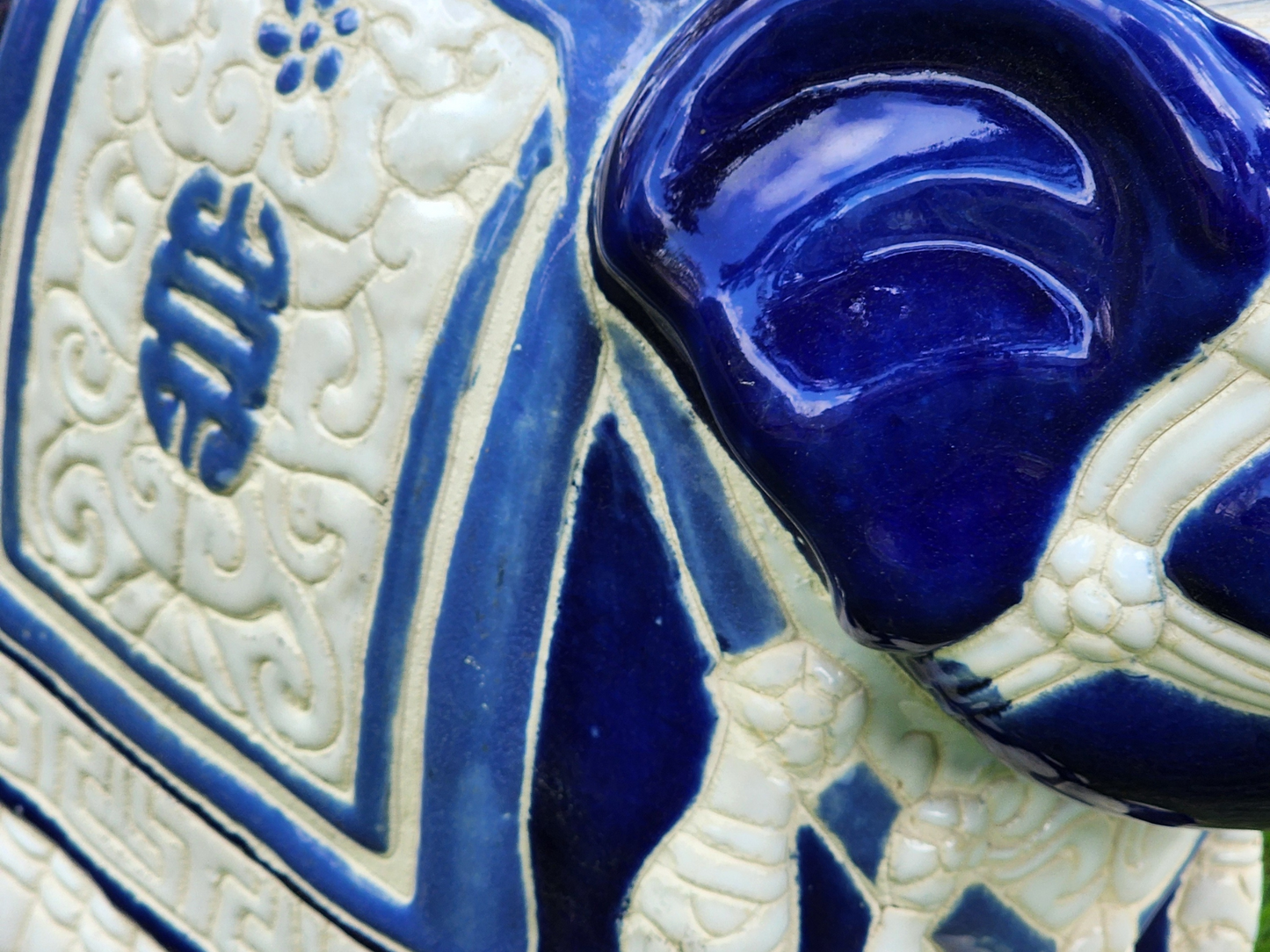 Blue Chinoiserie Elephant Garden Stool