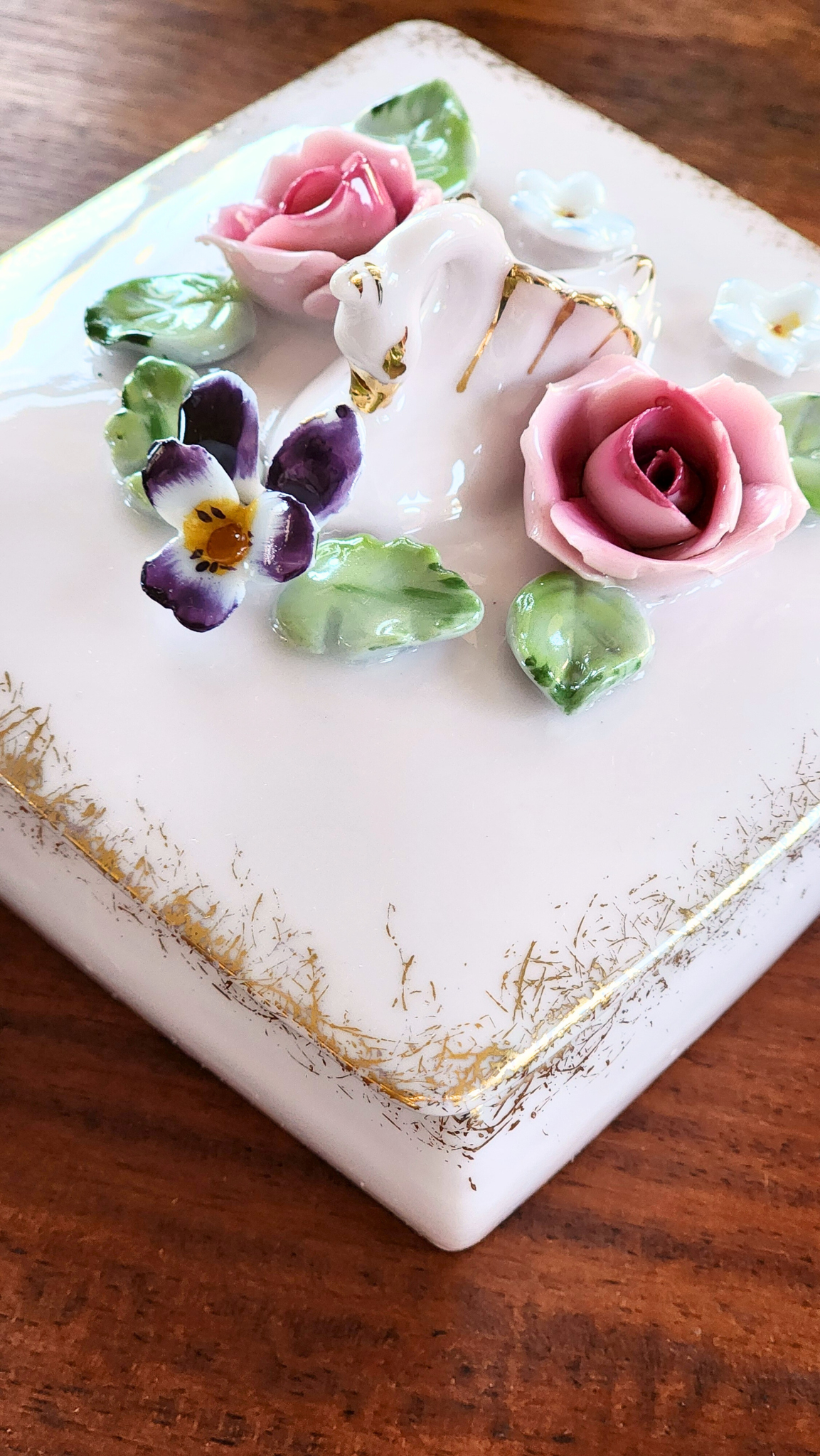 Swan Pink Trinket Box Lefton box