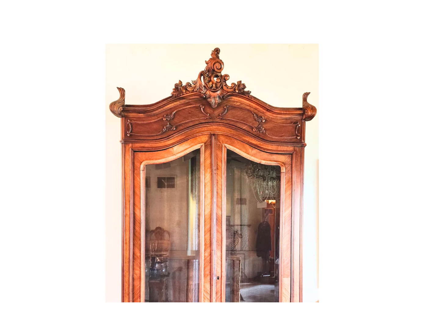 French Antique China Cabinet | French country furniture | Antique French Louis XV Cabinet| Antique French China Display Case | French
