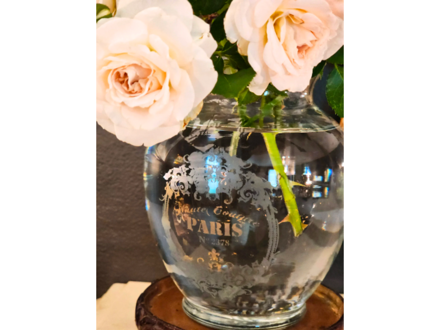 Exquisite French Etched Vase - Timeless Elegance for Your Home Decor