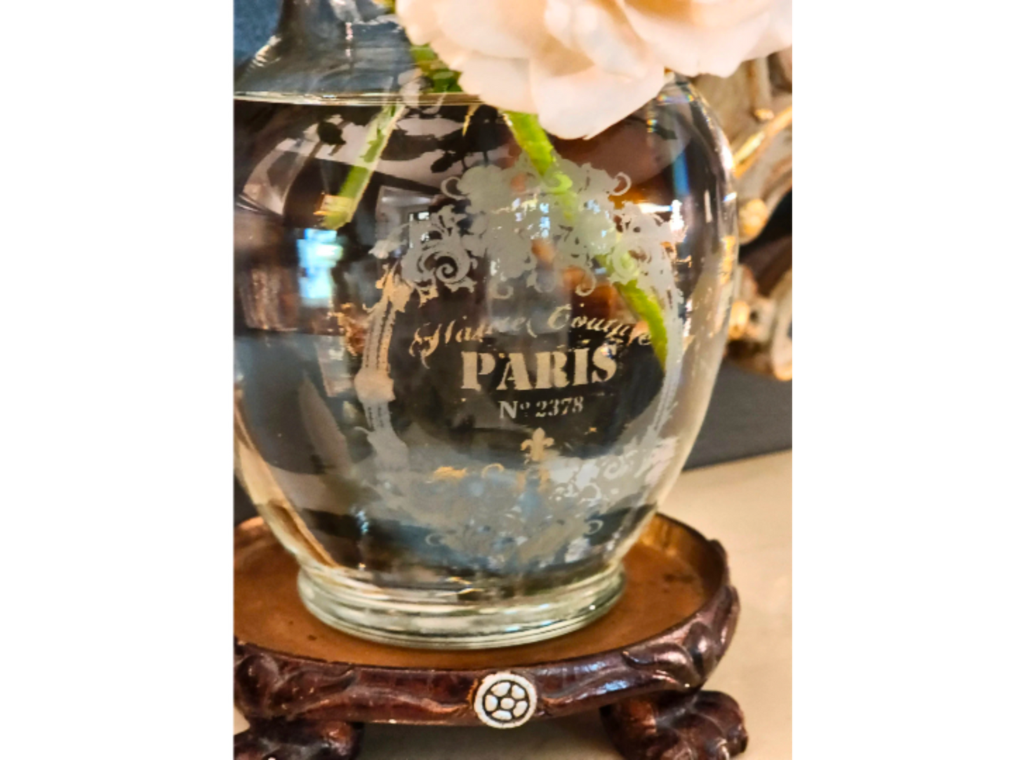 Exquisite French Etched Vase - Timeless Elegance for Your Home Decor