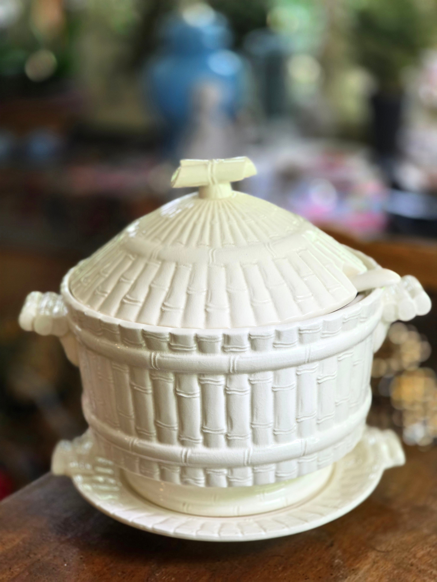 White Chinoiserie Bamboo Tureen with Underplate & Ladle – Mid-Century Tabletop Decor