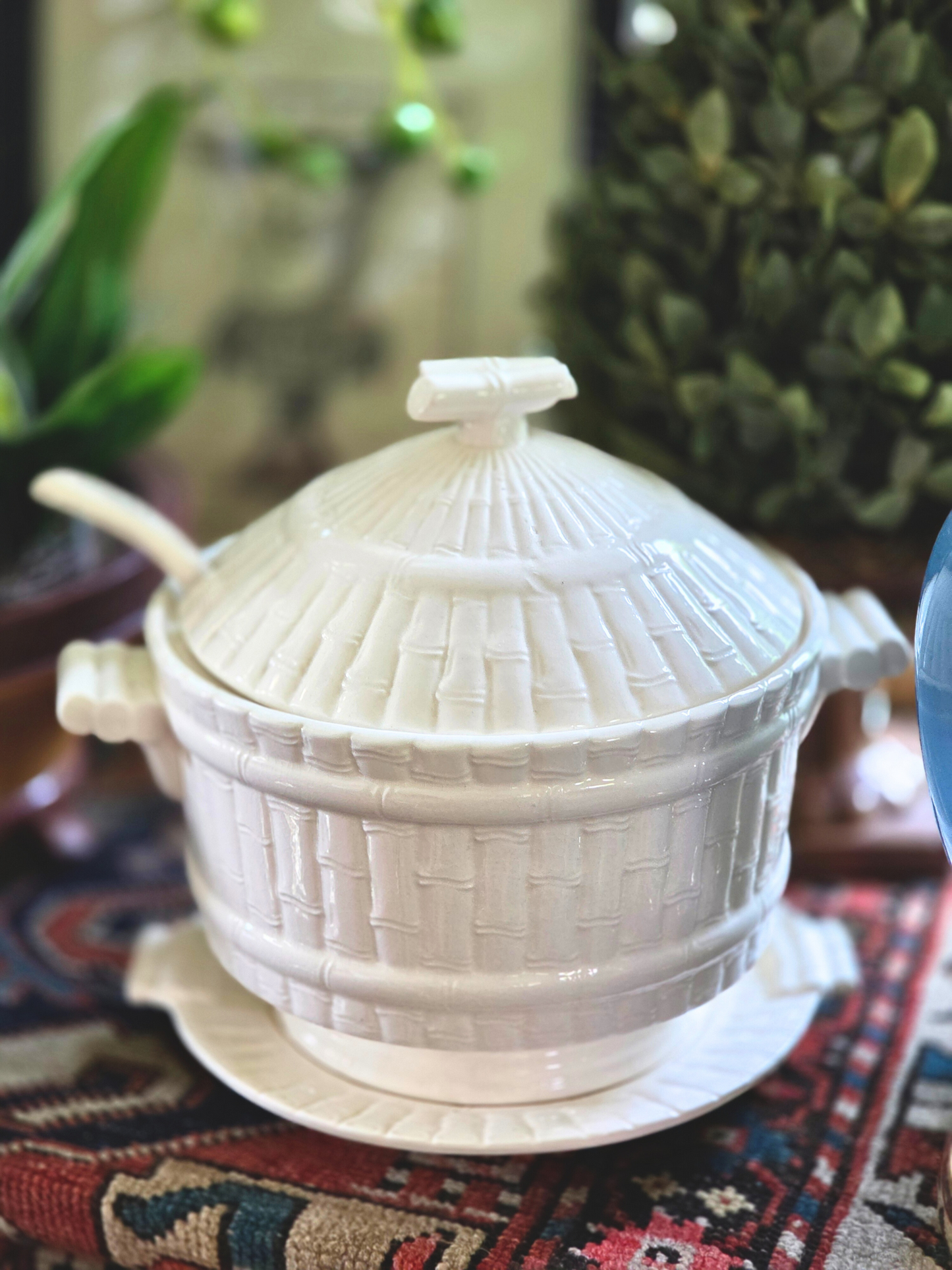 White Chinoiserie Bamboo Tureen with Underplate & Ladle – Mid-Century Tabletop Decor