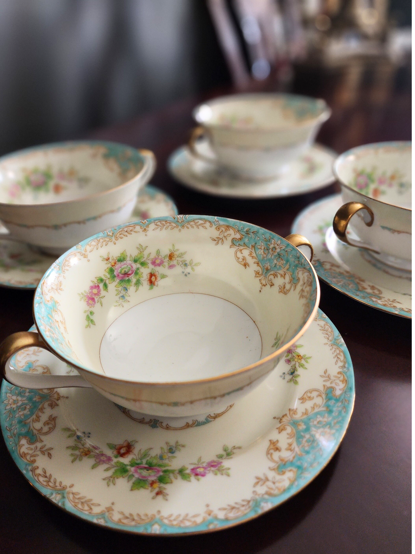 Noritake Bouillon Cups and Saucer Set: Elegant Vintage Dining Essentials